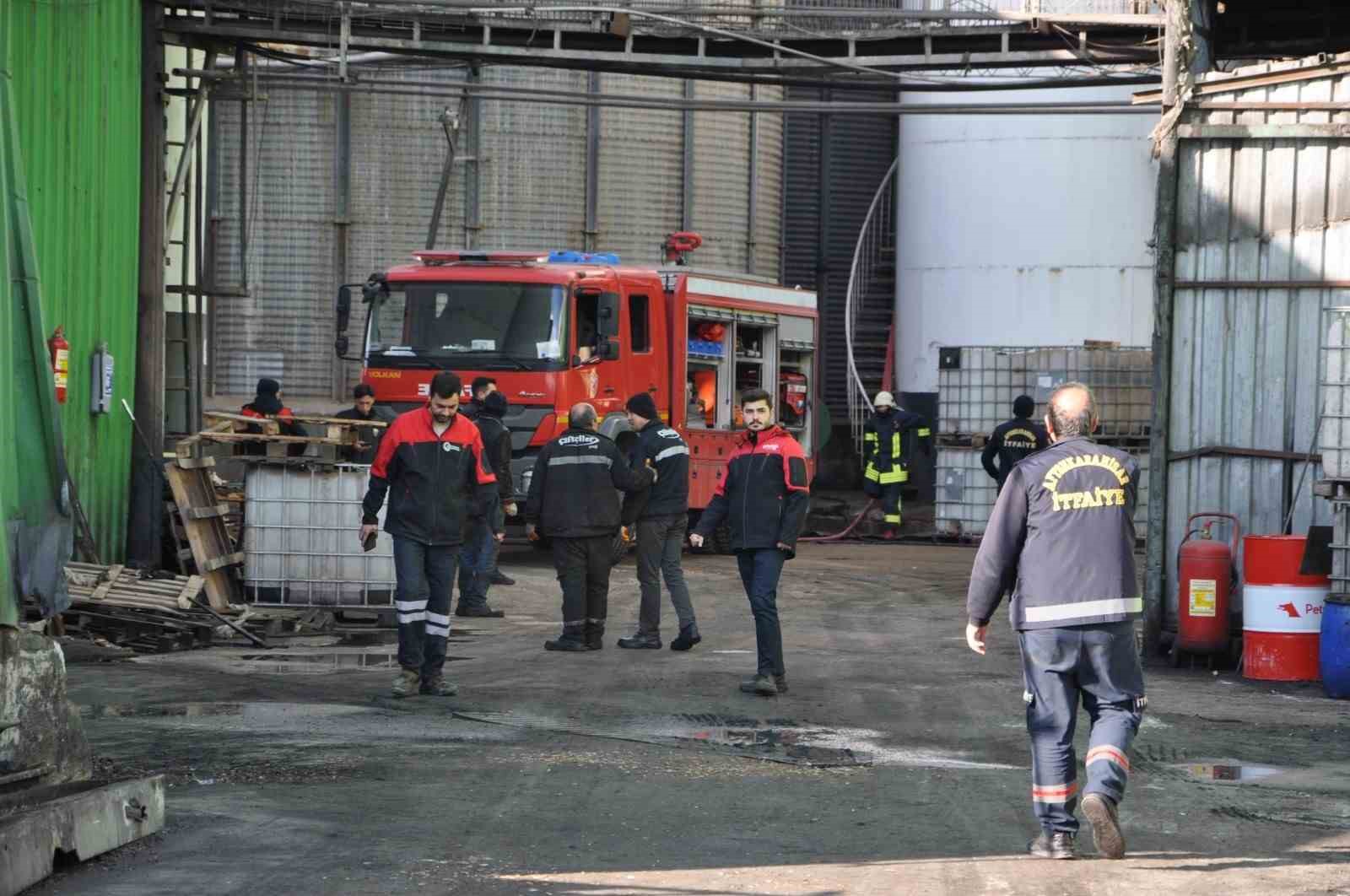 yag-fabrikasinda-yangin