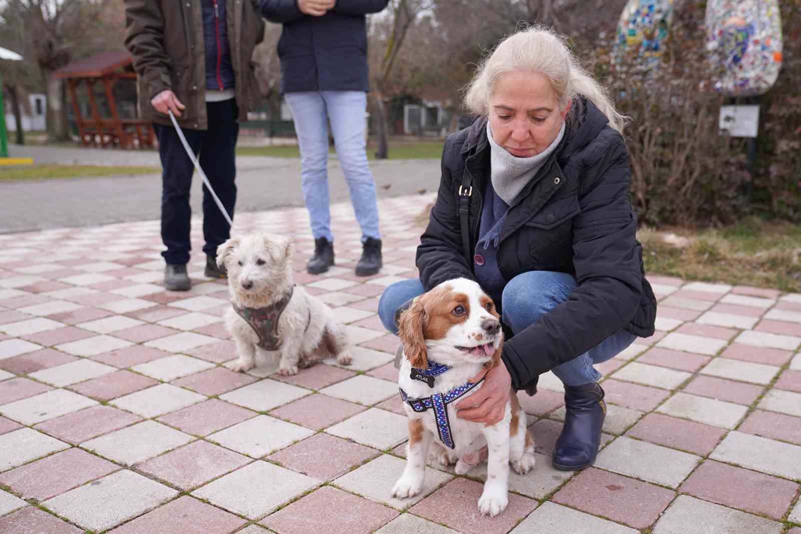 57-patili-dost-sicak-yuvasina-kavustu