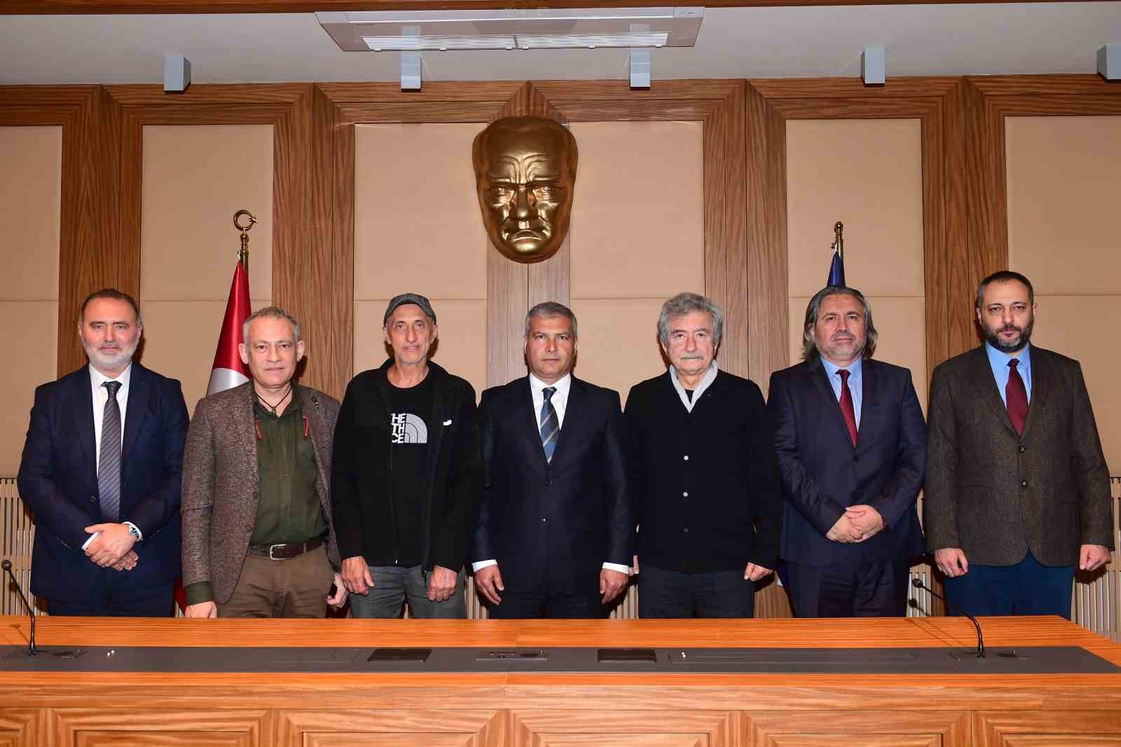 anadolu-universitesi-ulusal-kisa-film-akademisi-is-birligi-protokolunu-imzaladi