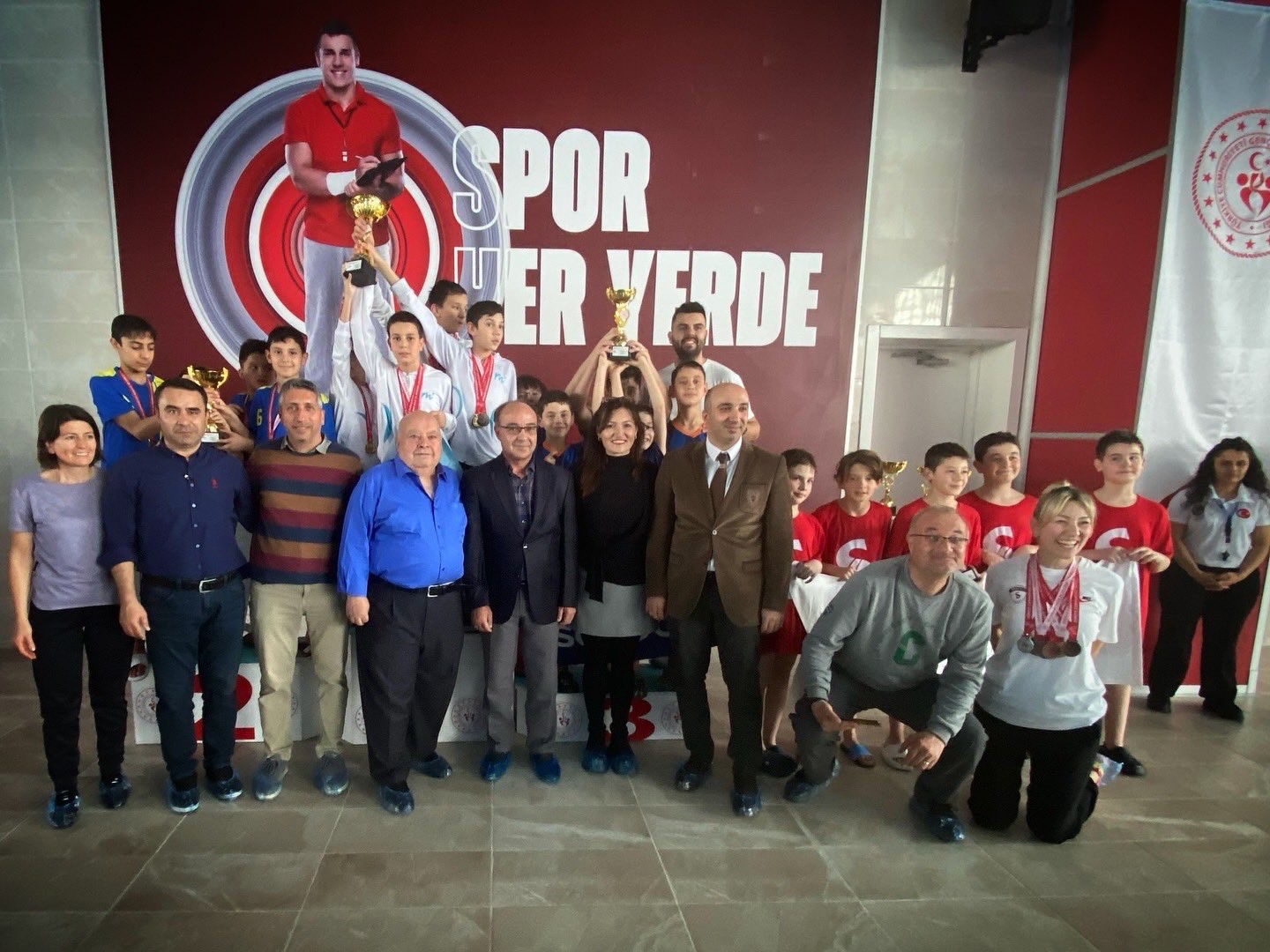 okul-sporlari-yuzme-kucukler-il-birinciligi-musabakalari-sona-erdi