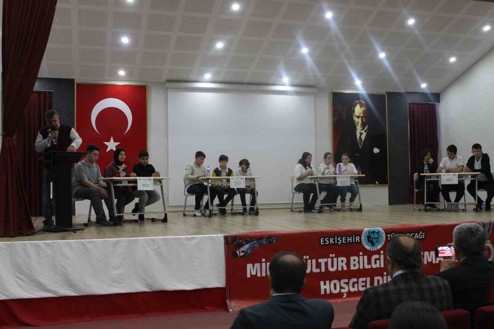 2025-milli-kultur-bilgi-yarismalari-muhtesem-finalle-gerceklesti