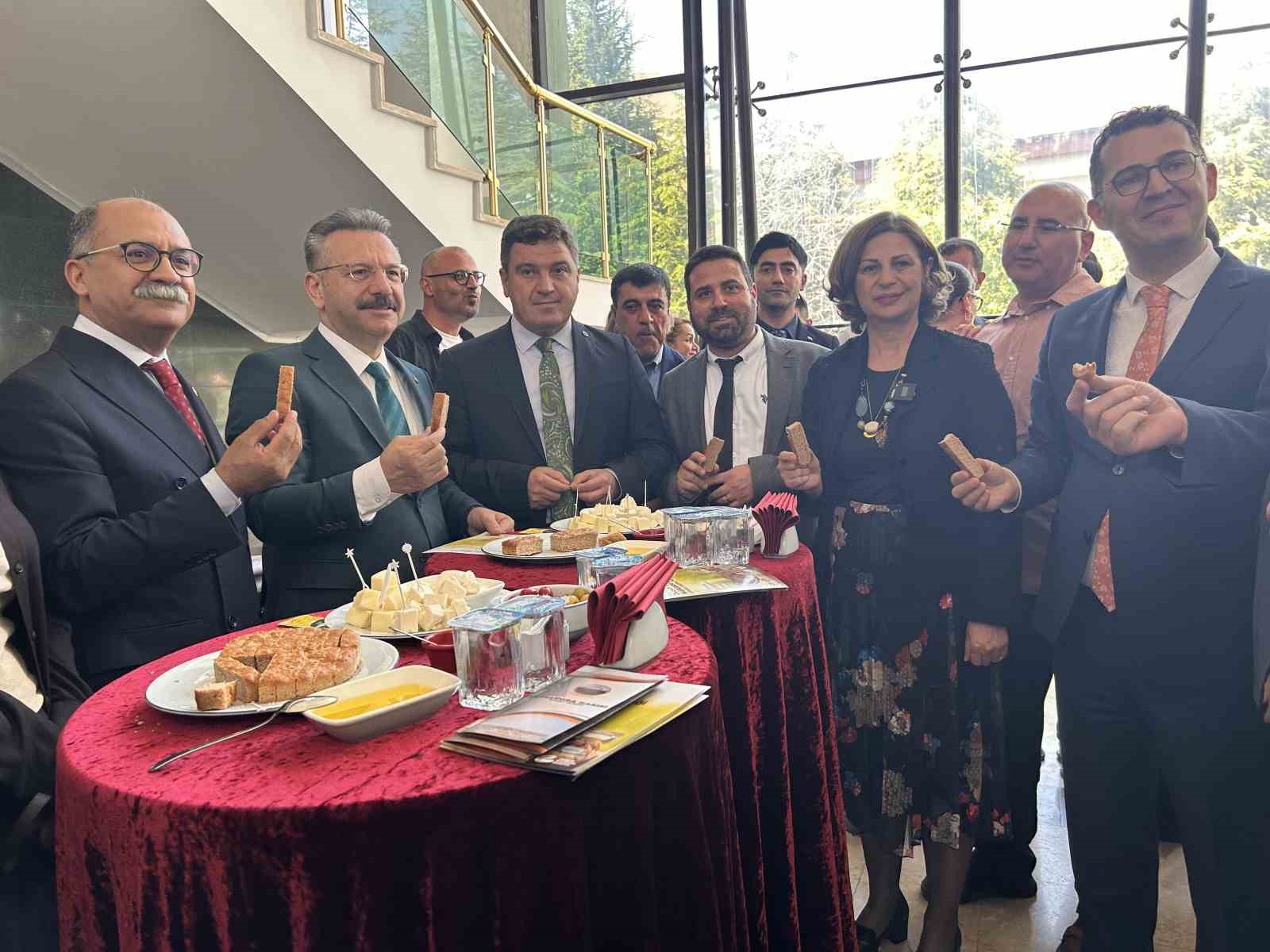 5-bin-yillik-ekmek-halk-ekmek-tezgahlarinda