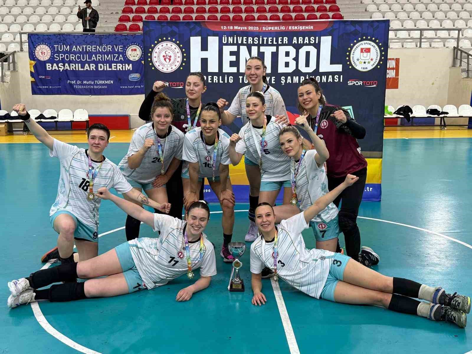 anadolu-universitesi-dorduncu-kez-sampiyon-oldu