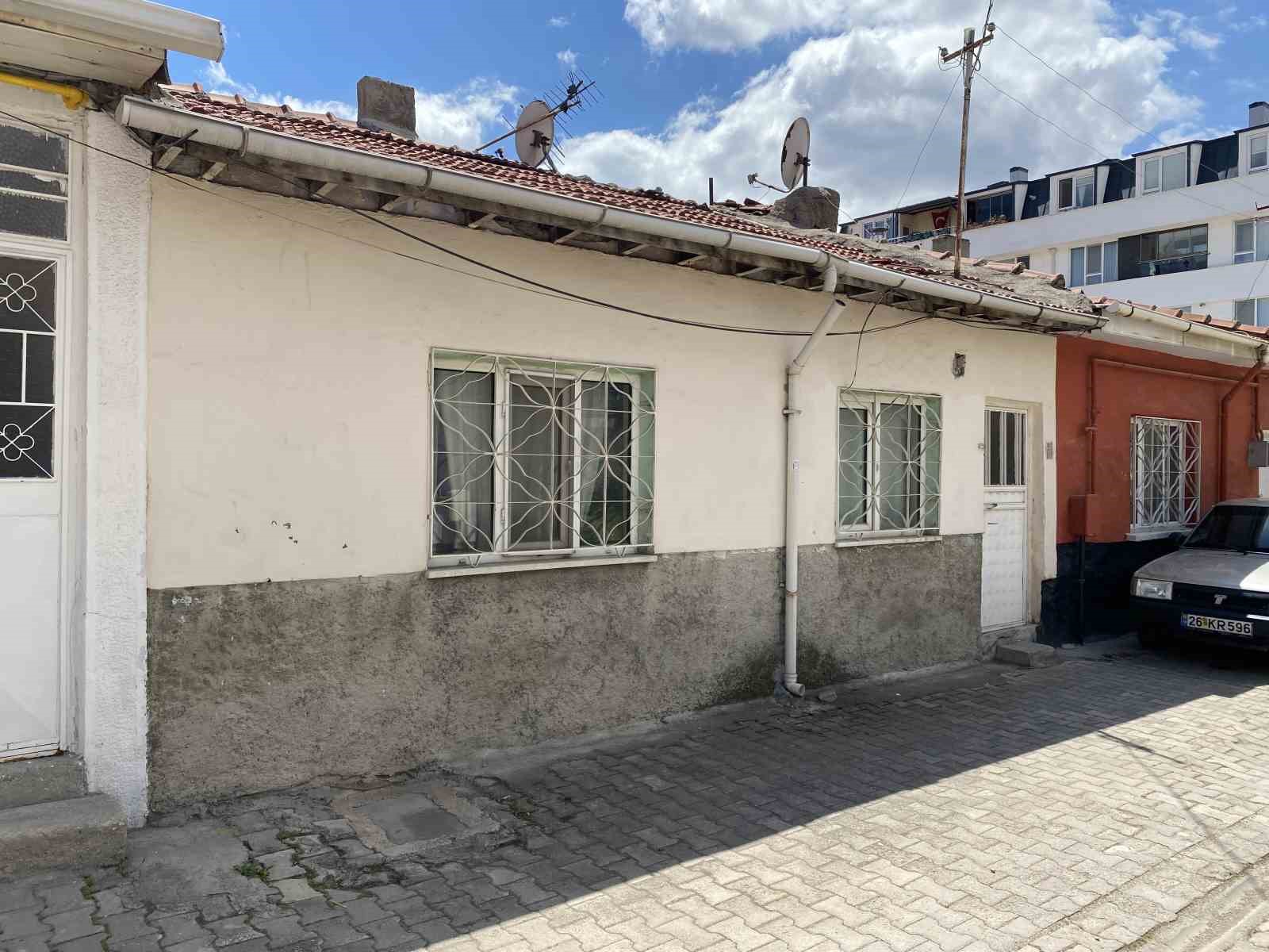 cop-ev-mahalleliyi-isyan-ettirdi