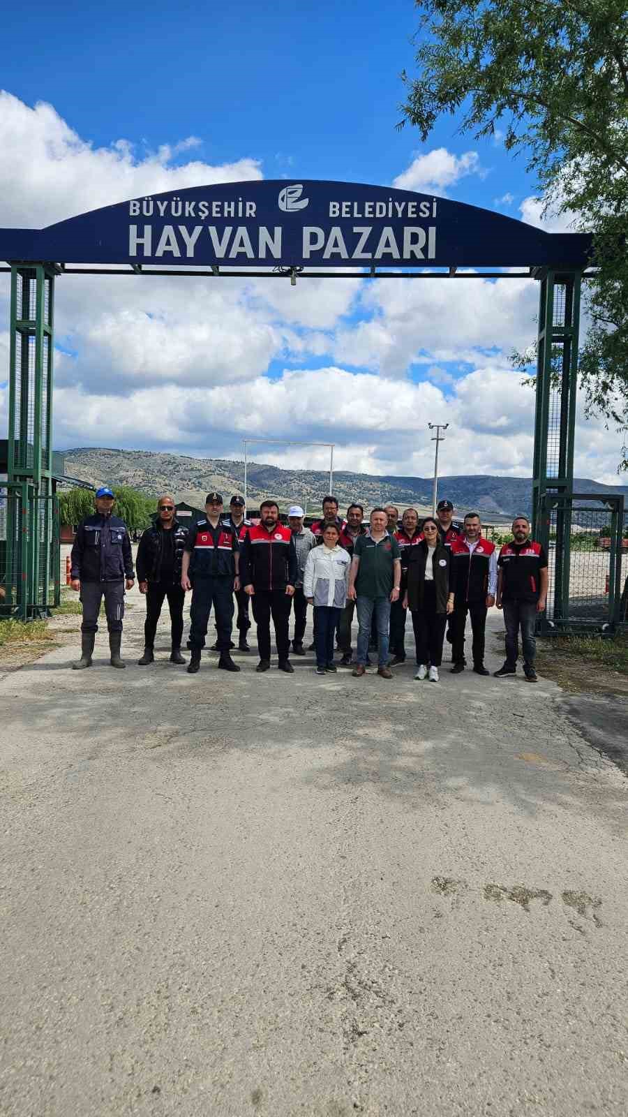 eskisehir-kurban-satis-hayvan-pazarinda-denetim-ve-kontroller