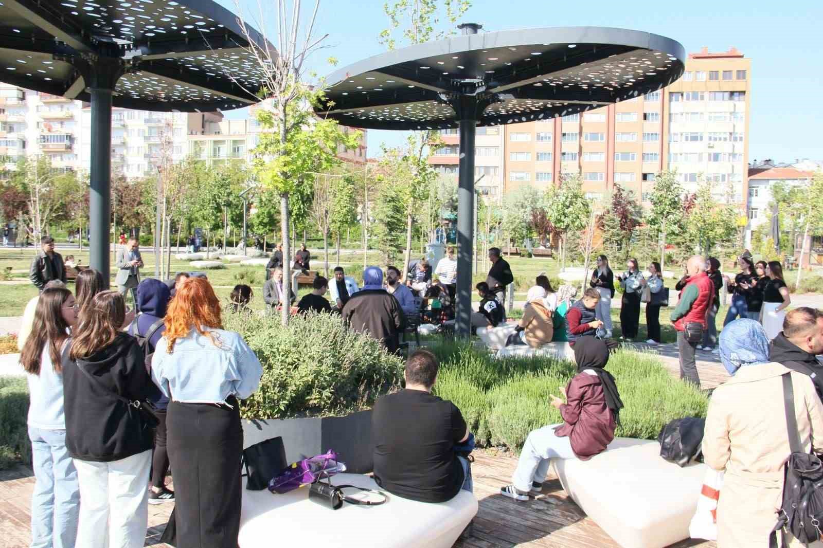 eskisehir-millet-bahcesinde-okul-hayatindan-hayat-okuluna-farkindalik-dersi