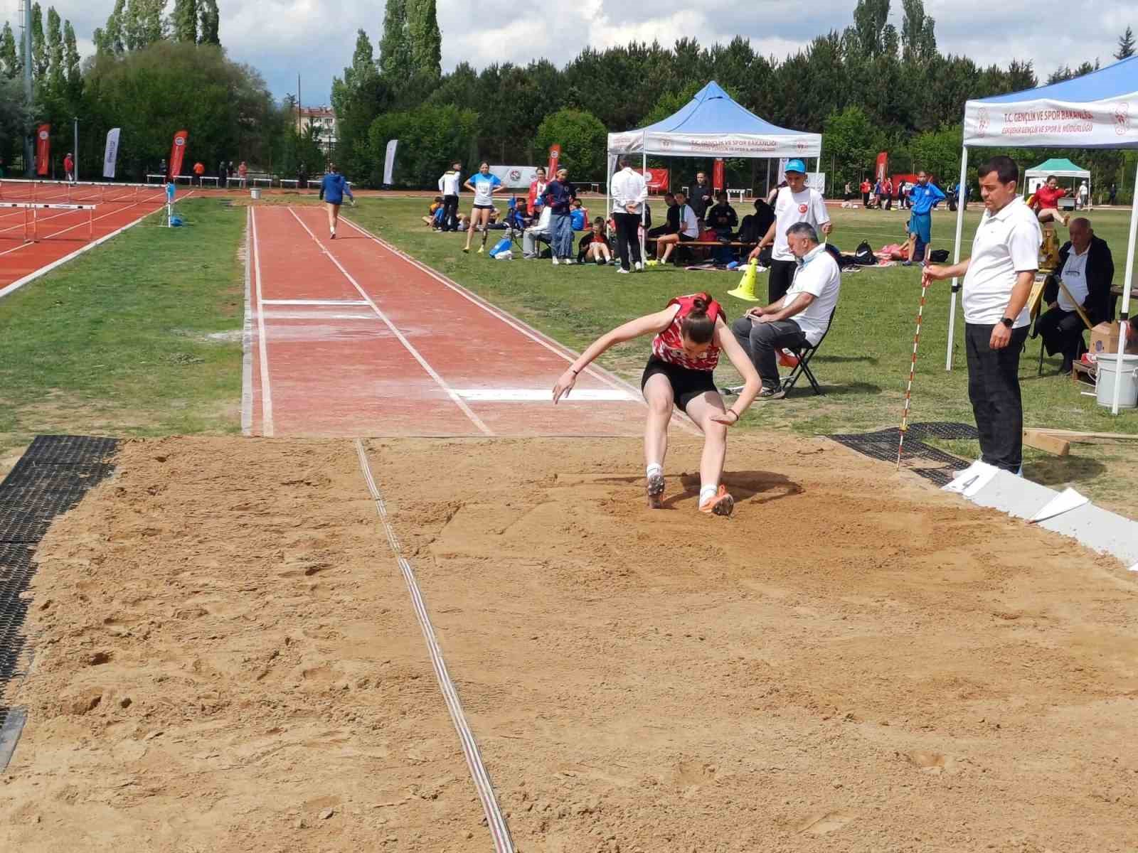 eskisehirde-u16-atletizm-heyecani-sona-erdi