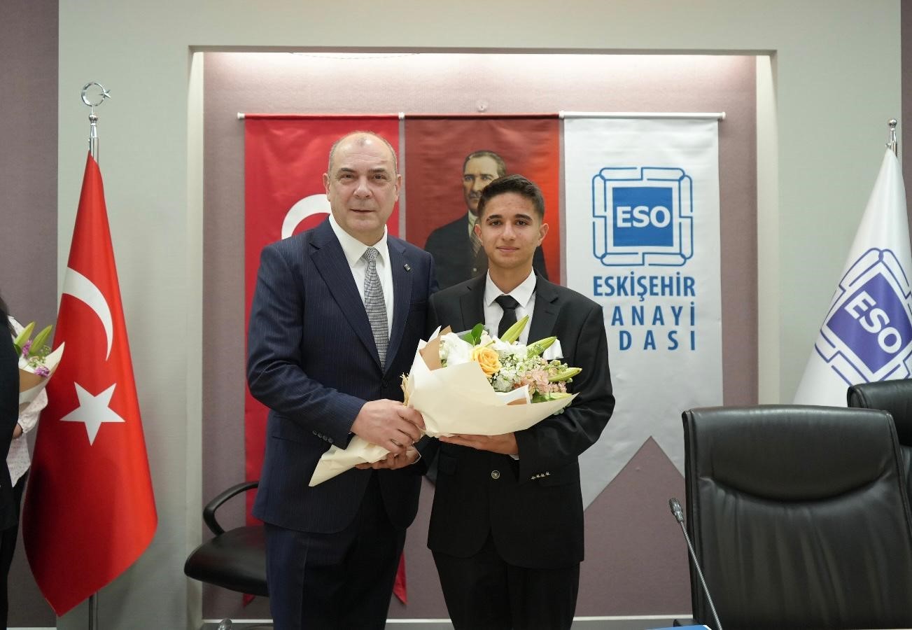 esoda-genclik-meclisi-ruzgari-esti
