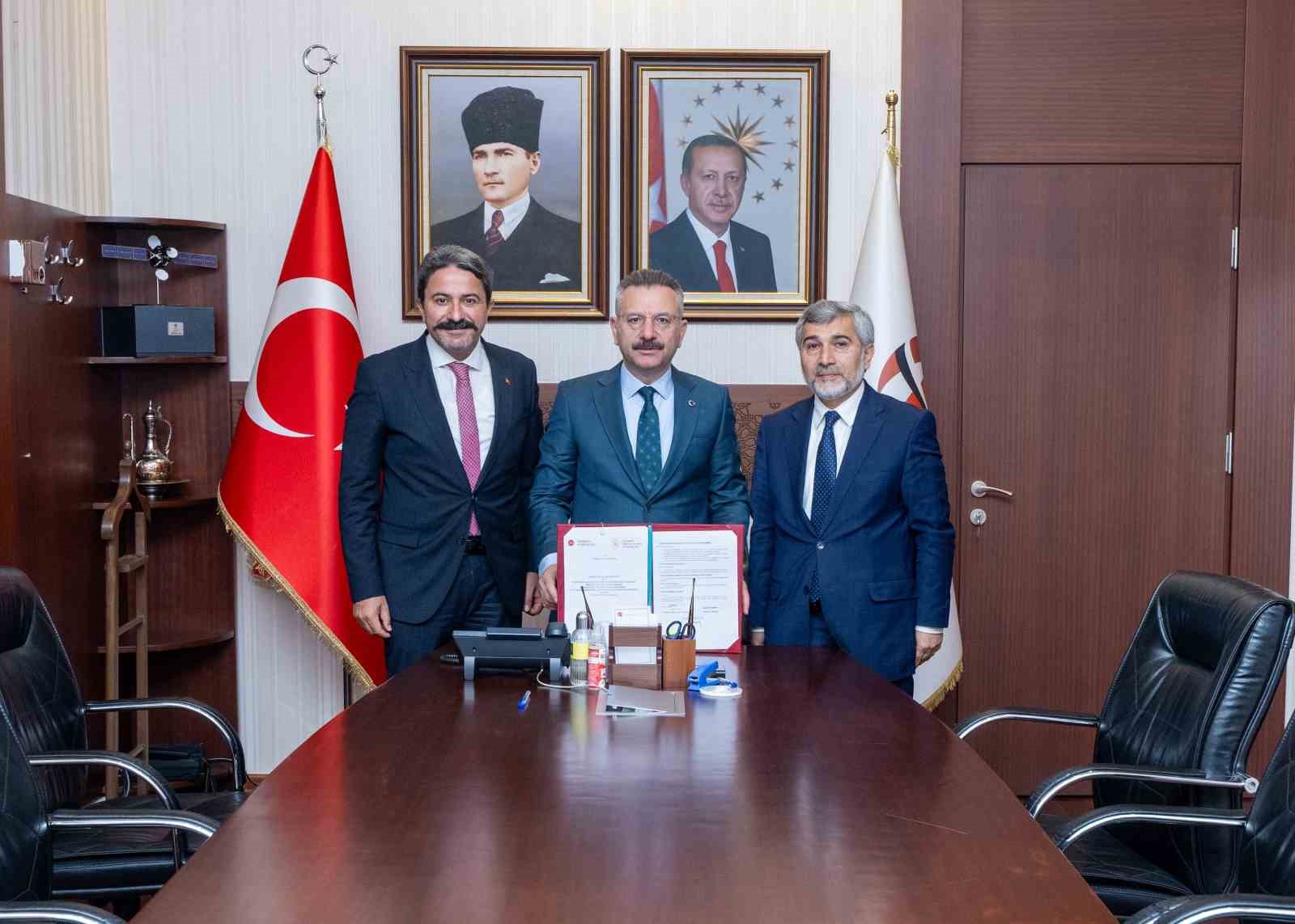 il-muftulugu-ile-genclik-ve-spor-il-mudurlugu-arasinda-protokol-imzalandi