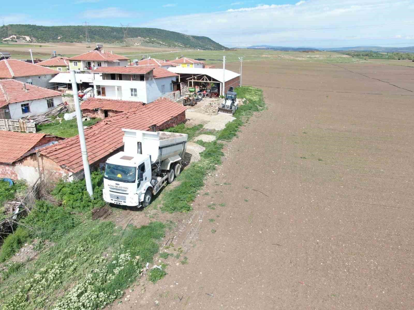 inonu-belediyesi-yol-calismalarina-devam-ediyor