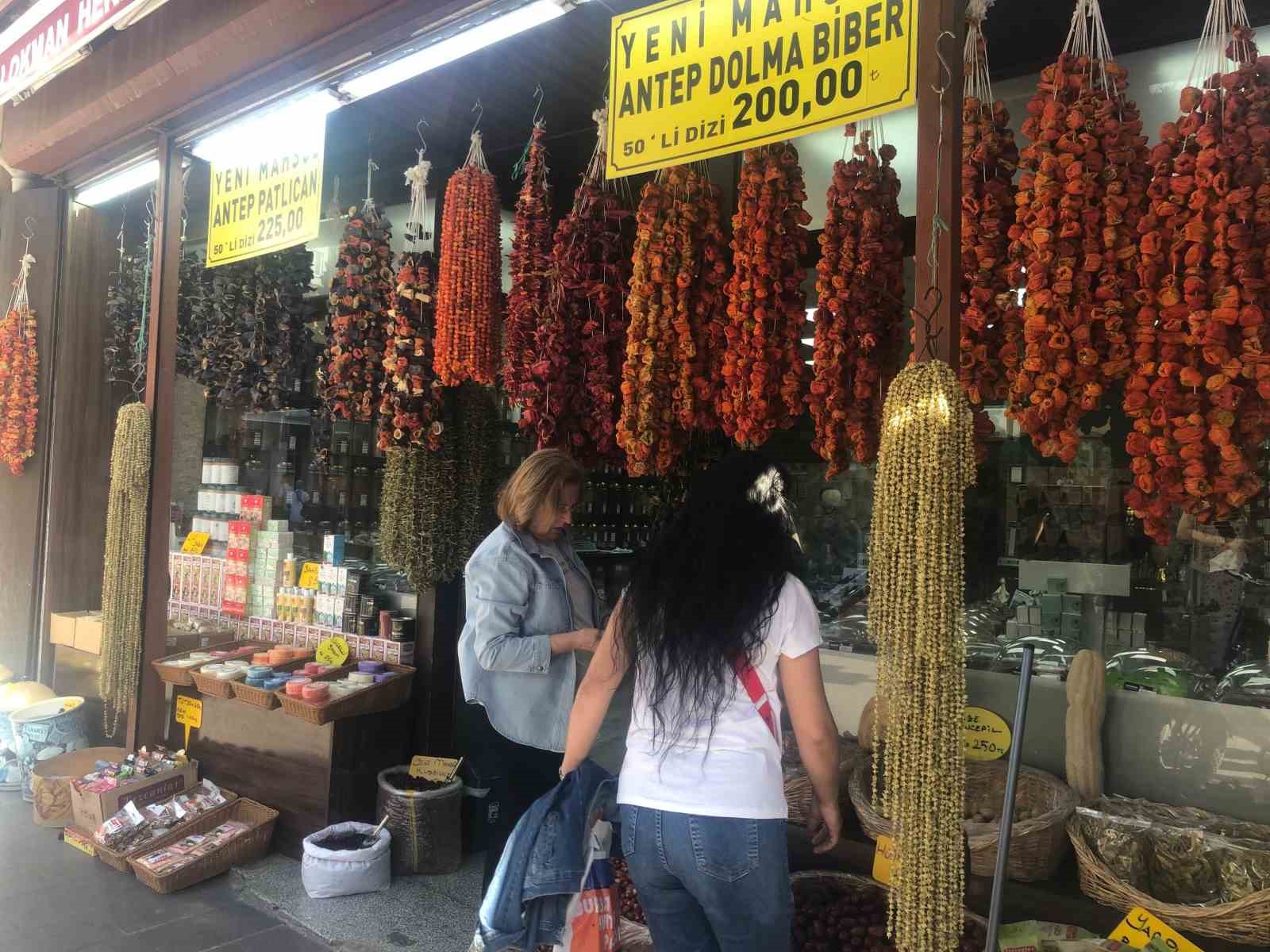 kuru-meyve-ve-sebzeye-her-mevsim-talep-var