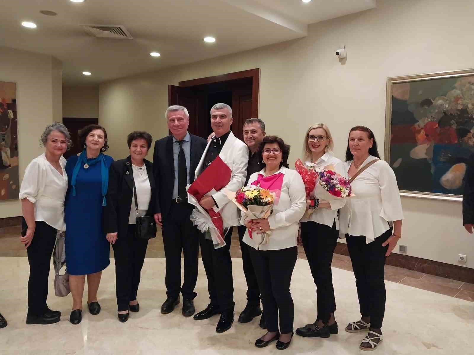 neset-ertas-turkuleri-konser-programi