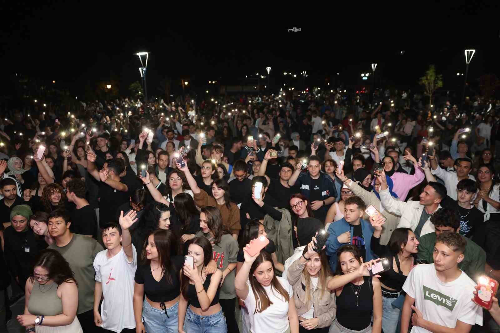 odunpazari-3d-genclik-festivali-coskusu-eskisehiri-sardi