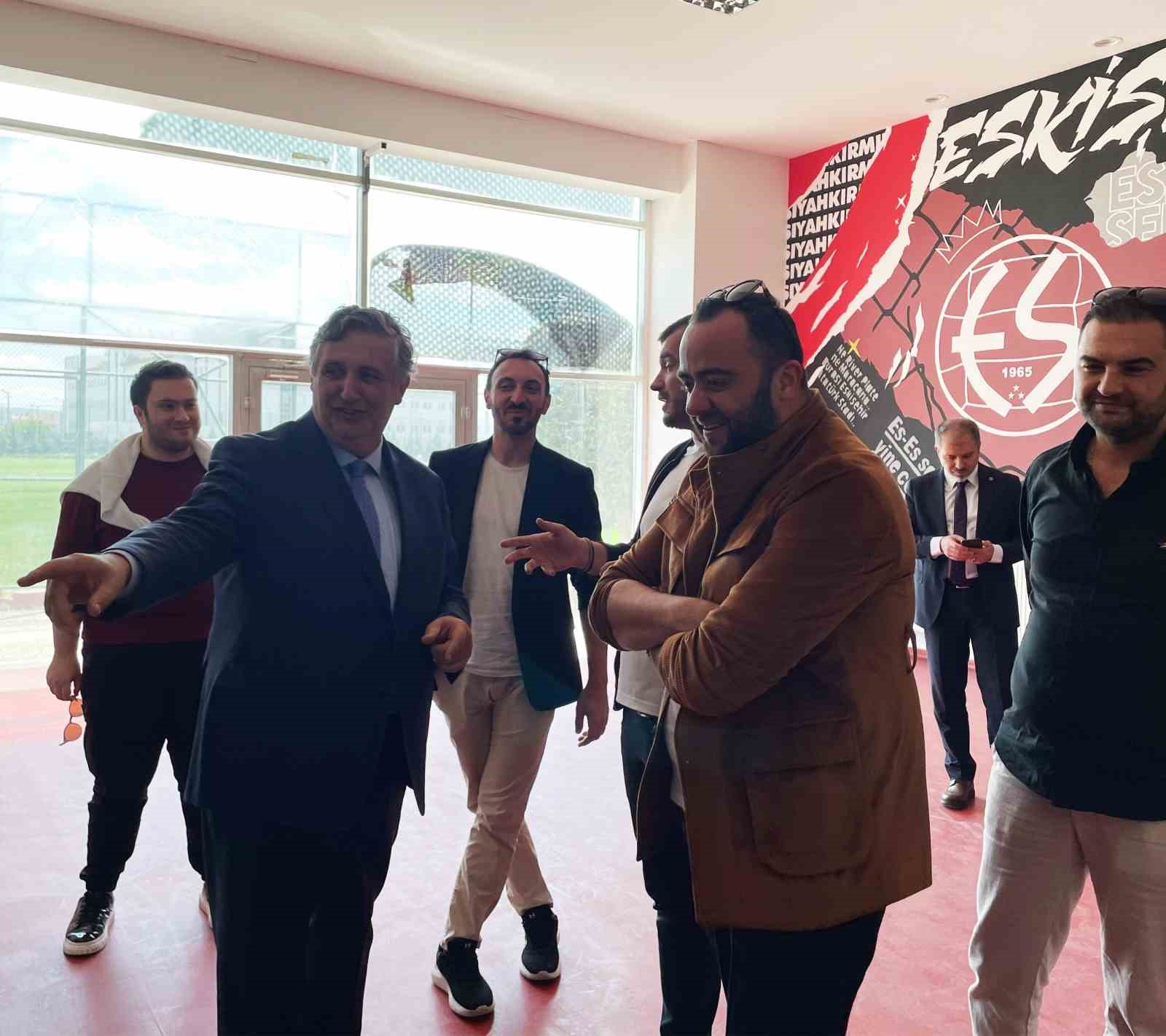 real-madrid-vakfindan-eskisehirspora-ziyaret