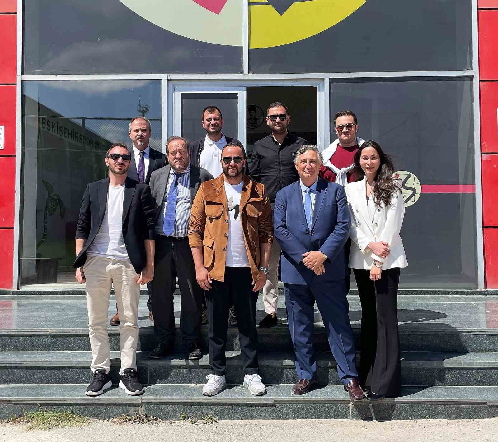 real-madrid-vakfindan-eskisehirspora-ziyaret