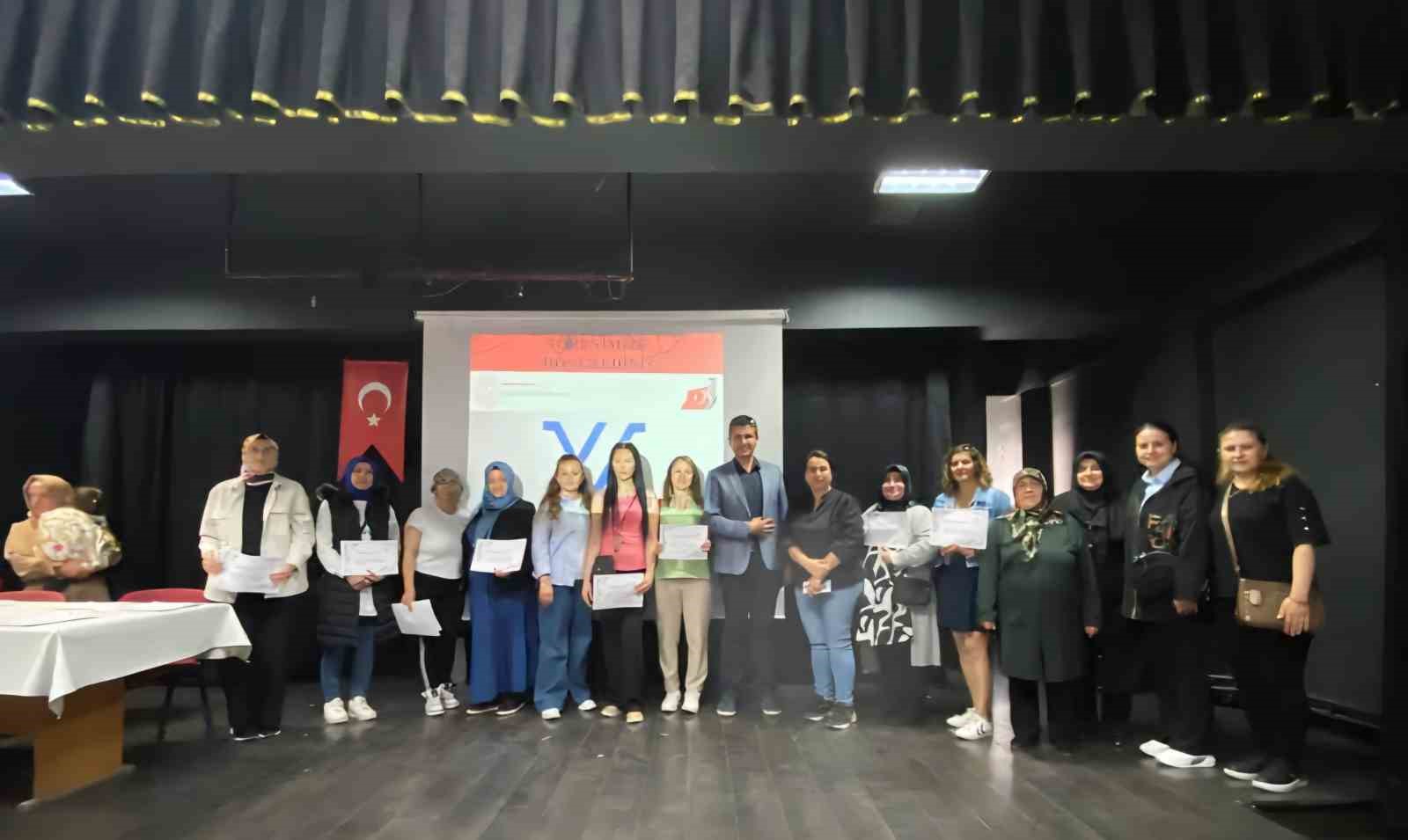 velilere-velivizyon-tesekkur-belgeleri-takdim-edildi