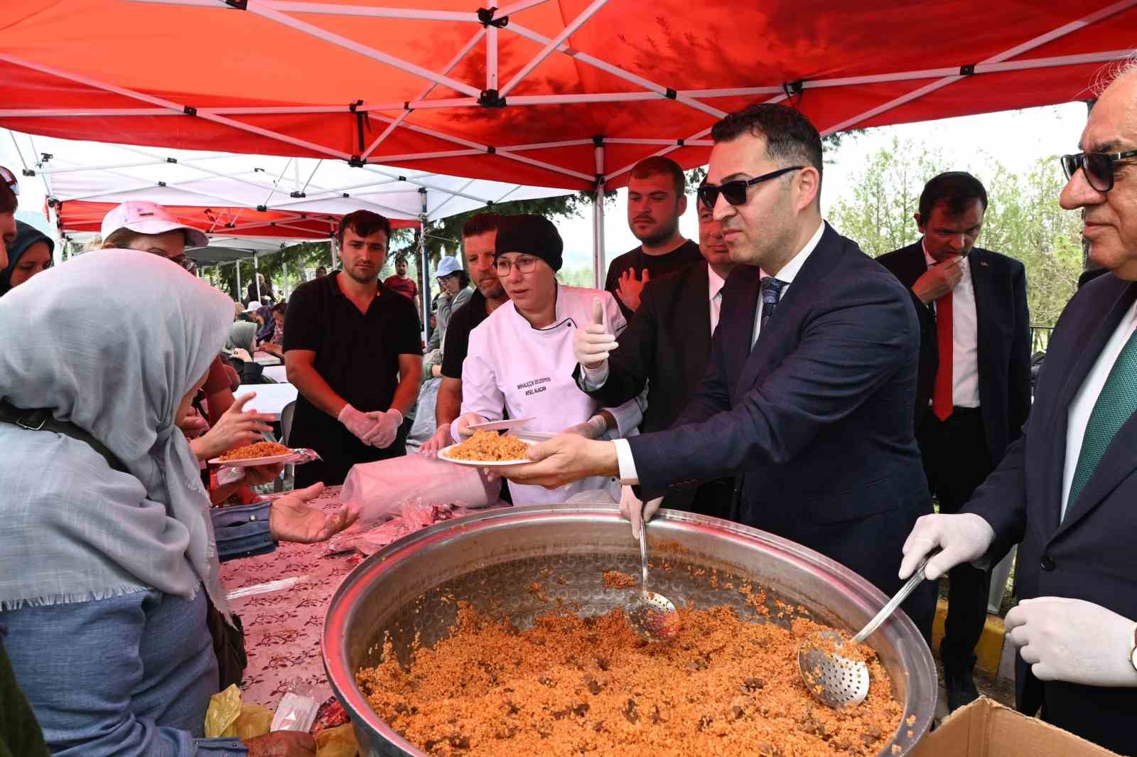 yunus-emreyi-anma-etkinligi-duzenlendi