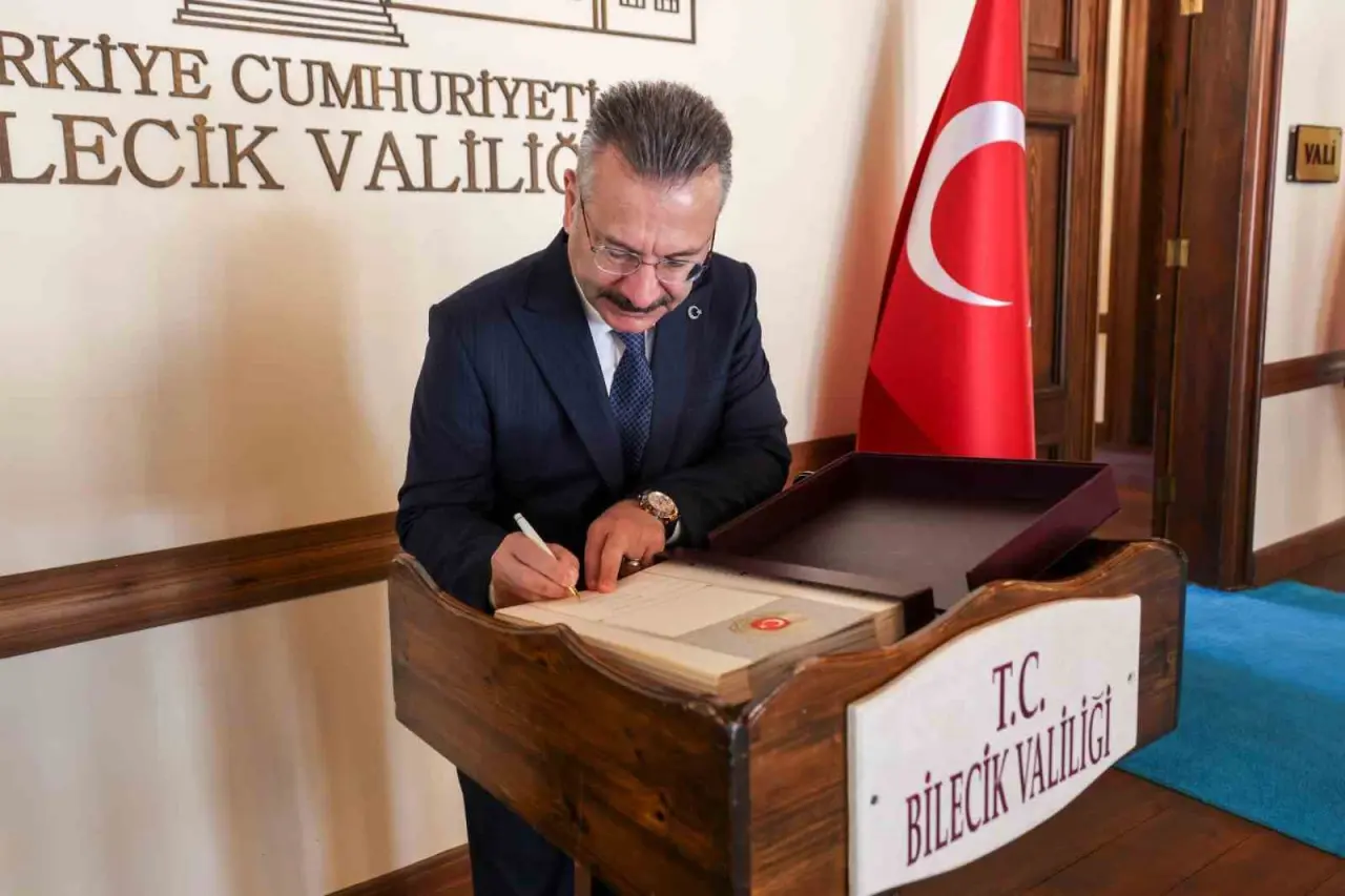 vali-aksoy-bebka-haziran-ayi-yonetim-kurulu-toplantisina-katildi