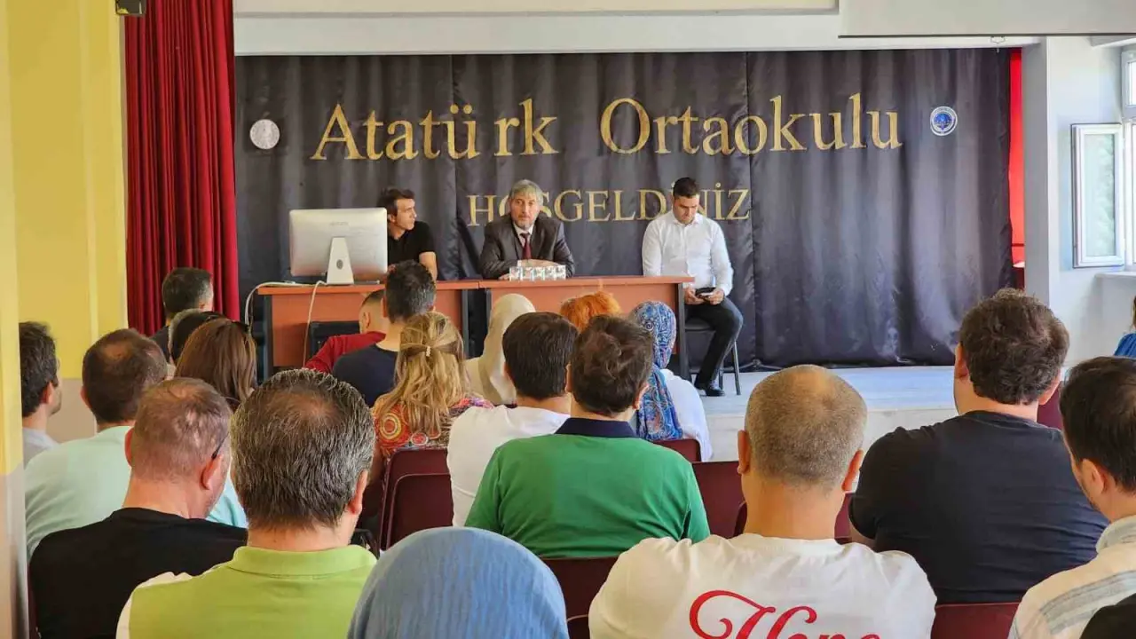 kutahya-mem-muduru-yilmaz-ogretmenlerle-bir-araya-geldi