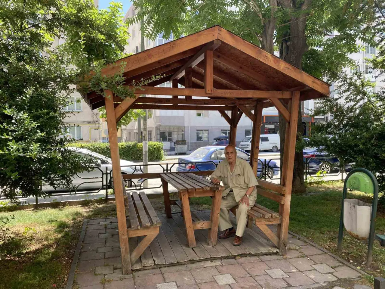 memduh-amcadan-yasli-vatandaslar-icin-parka-tuvalet-talebi