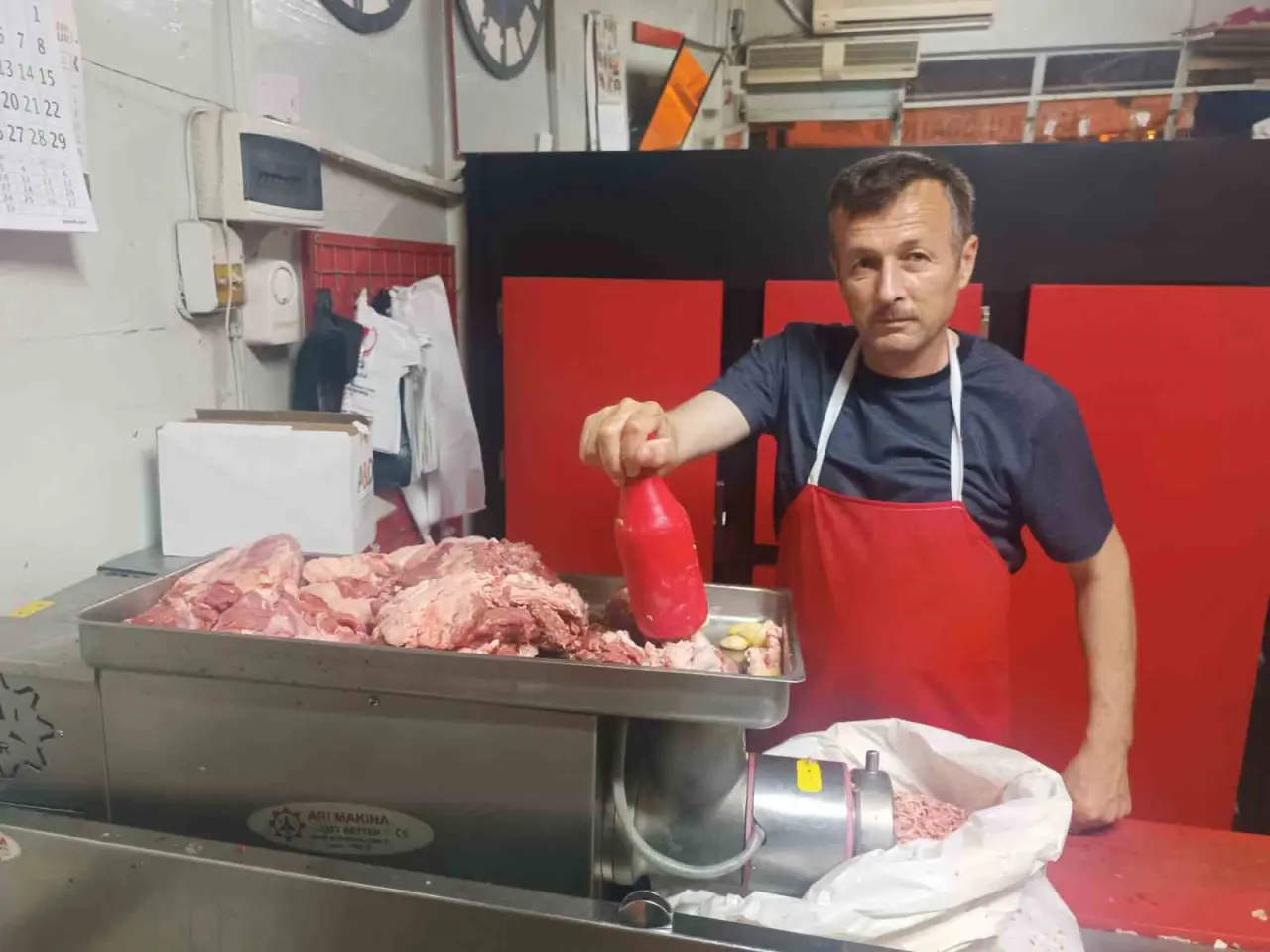 kirkada-kurban-etleri-sucuk-oluyor