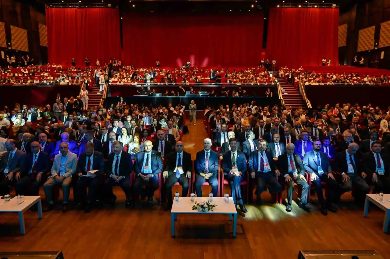 anadolu-universitesi-kuresel-surdurulebilirlik-ve-kalkinma-kongresinde-temsil-edildi