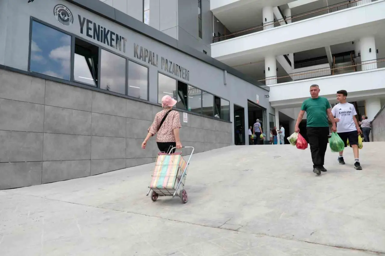 yenikent-kapali-pazar-yeri-hizmete-acildi