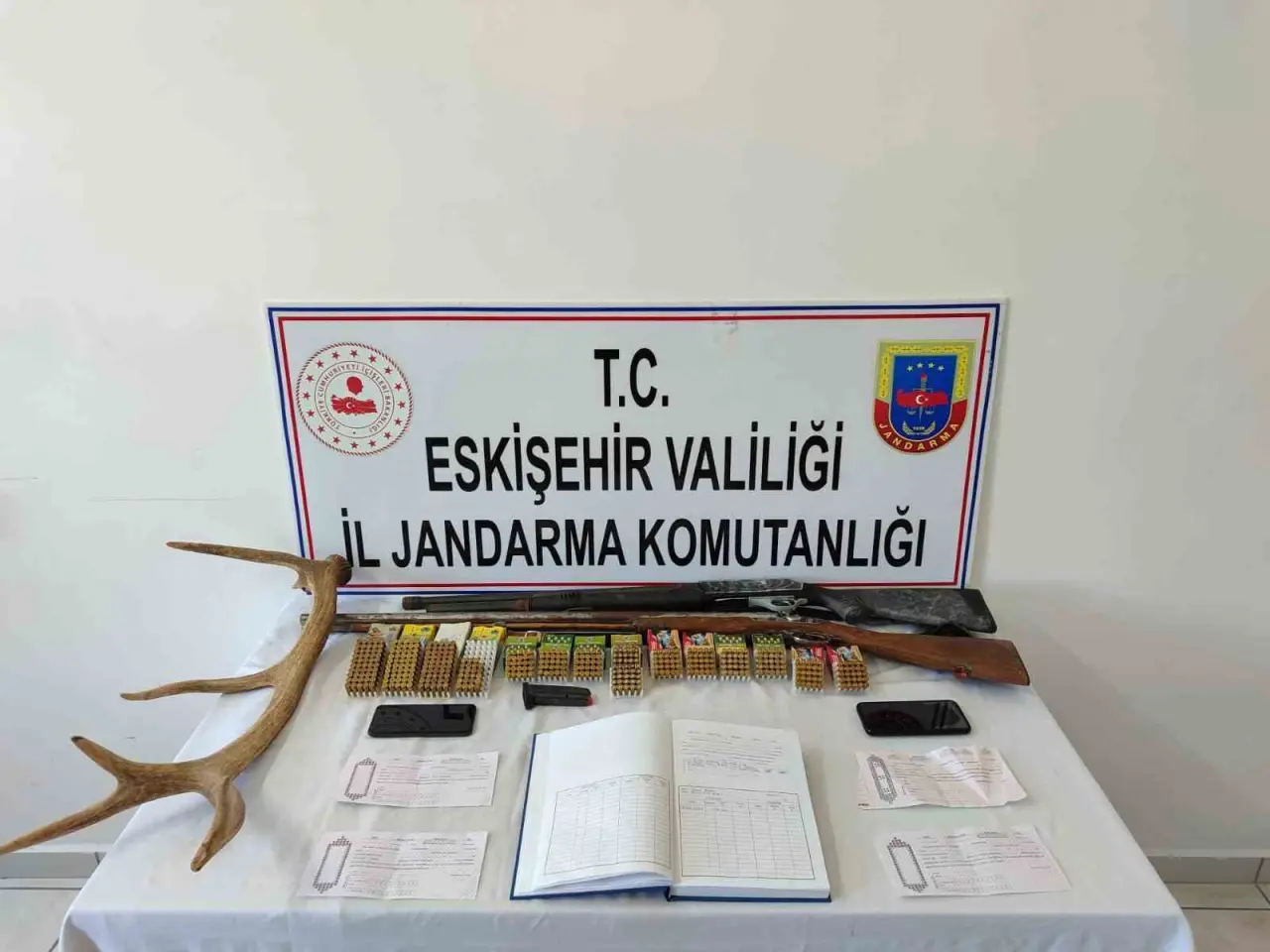 jandarmadan-tefecilere-yonelik-operasyon-2-supheli-tutuklandi