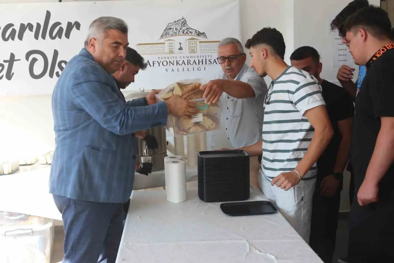 afyonkarahisarda-yks-ogrencilerine-moral-destegi