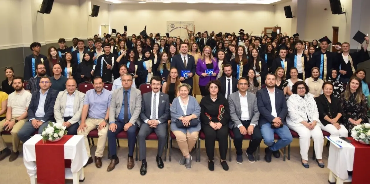esogu-tomer-kultur-elcilerini-mezun-etti