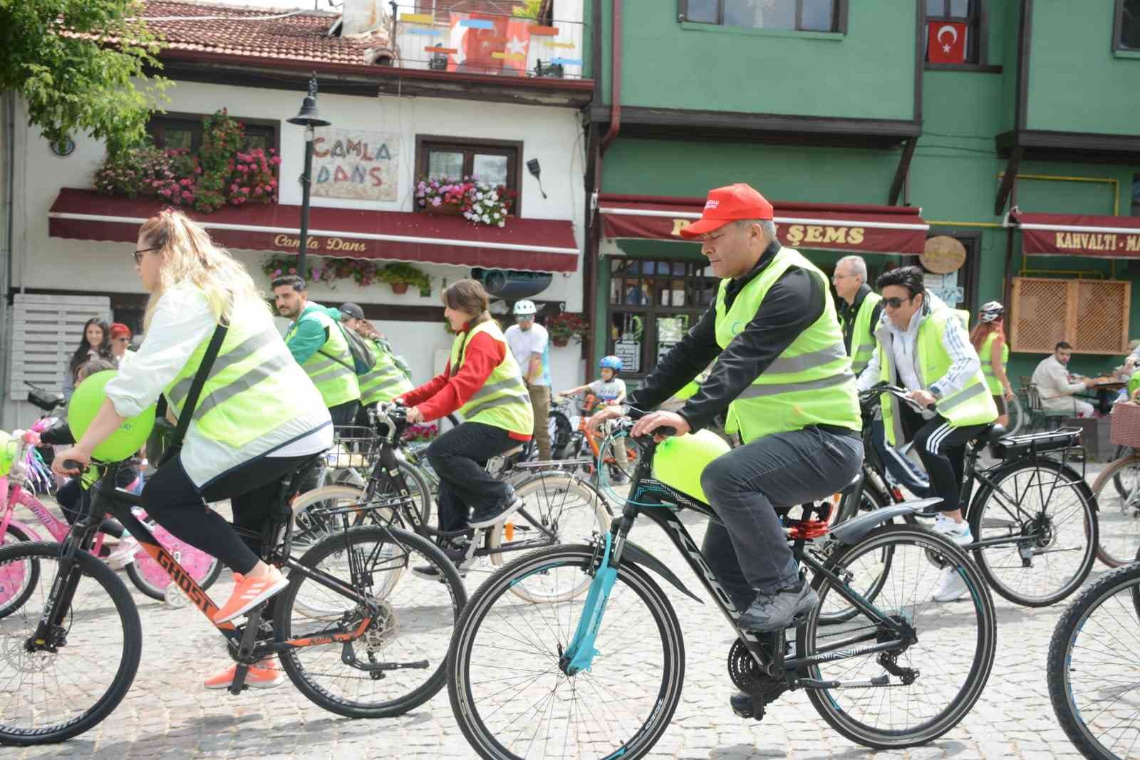 anadolu-universitesinden-12-yesilay-bisiklet-turuna-destek