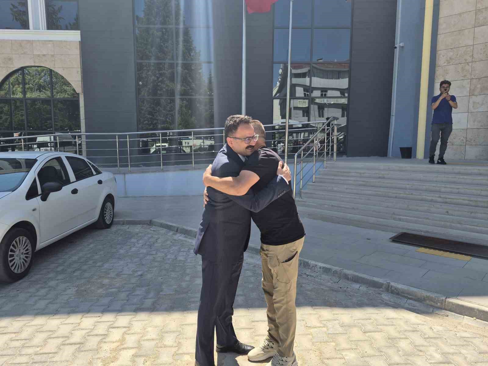 kaymakam-hakan-alkan-yeni-gorev-yerine-ugurlandi