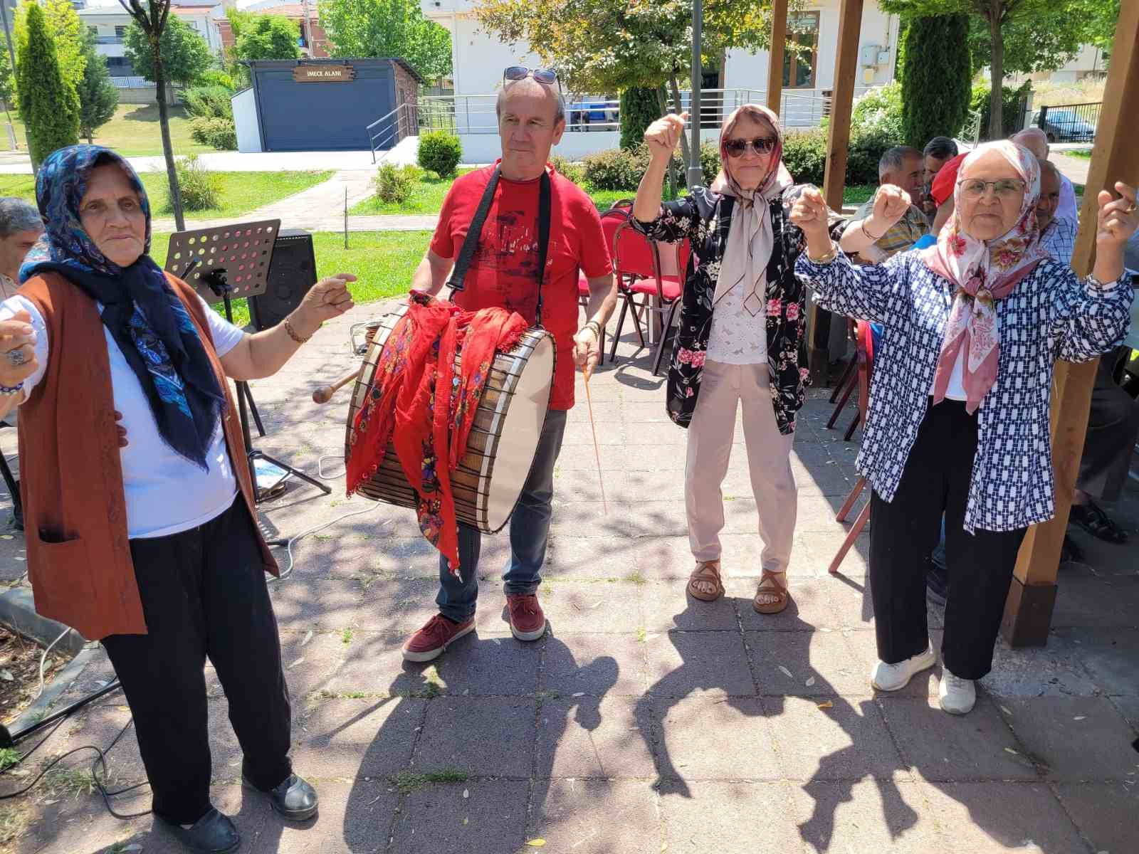 odunpazari-belediyesinden-koca-cinarlar-icin-babalar-gunu-kutlamasi