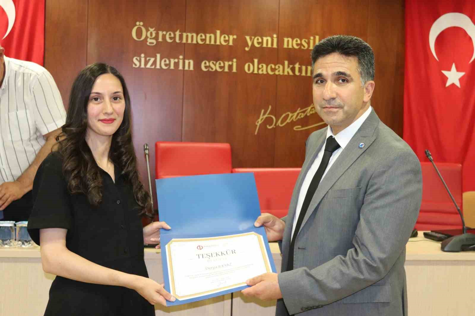 projeleri-tubitak-tarafindan-desteklenecek-ogrenciler-icin-kutlama-programi-duzenlendi
