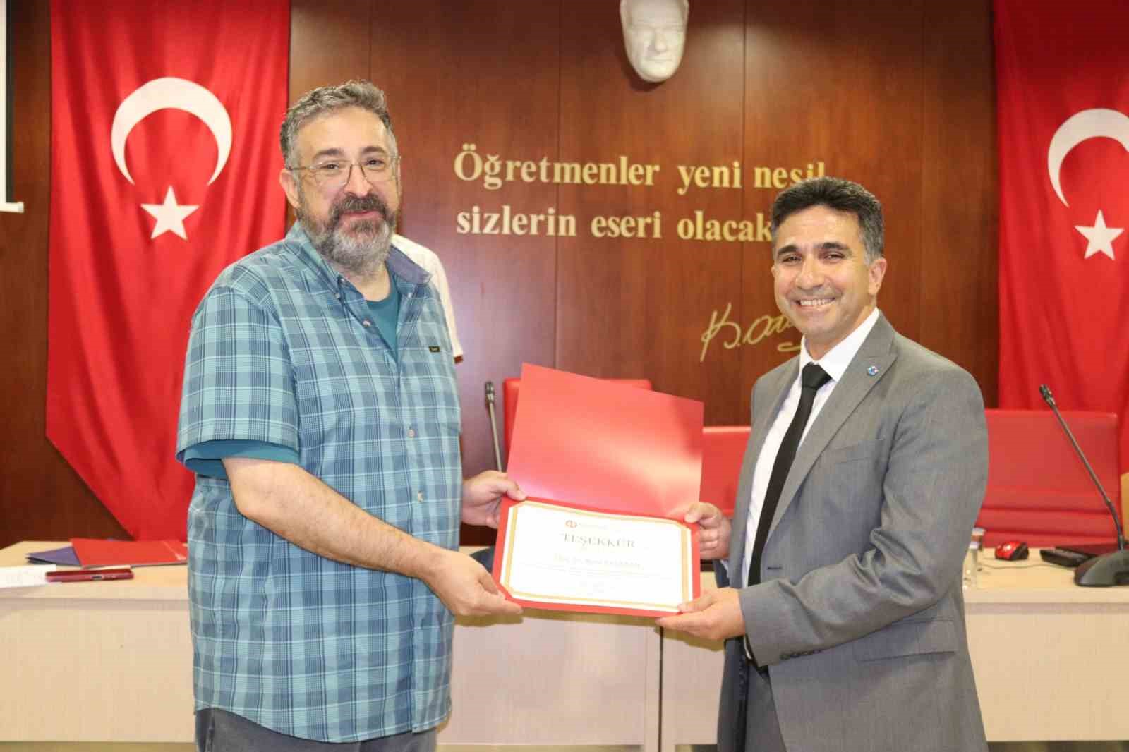 projeleri-tubitak-tarafindan-desteklenecek-ogrenciler-icin-kutlama-programi-duzenlendi