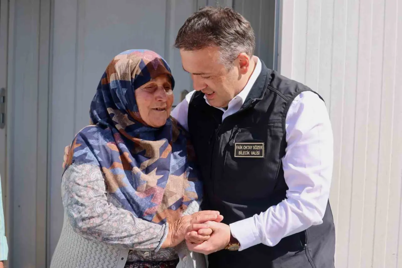 gecici-barinma-merkezinde-ilk-sabah-kahvaltisi