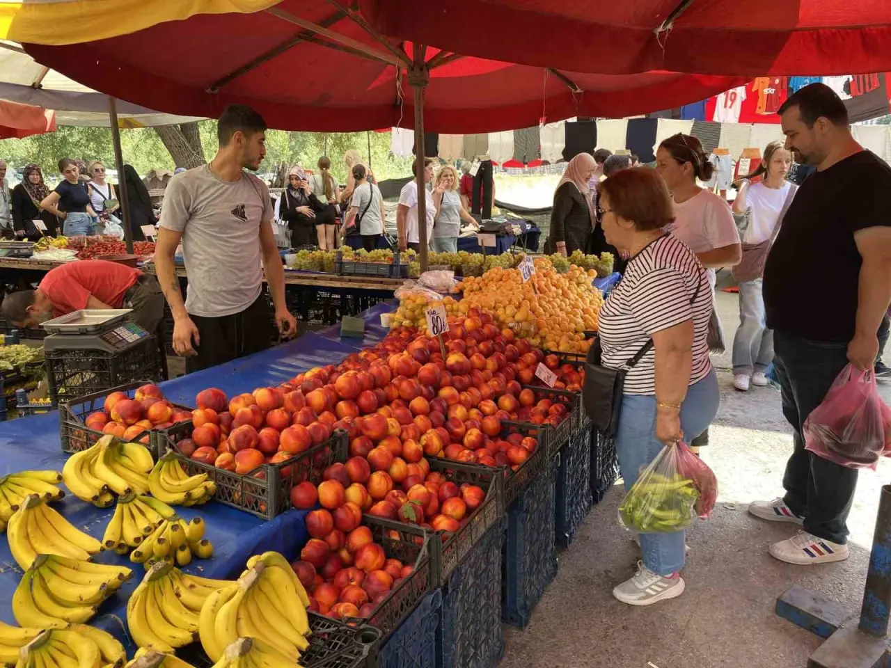 esnaf-carsamba-pazarinin-tasinmasini-istemiyor