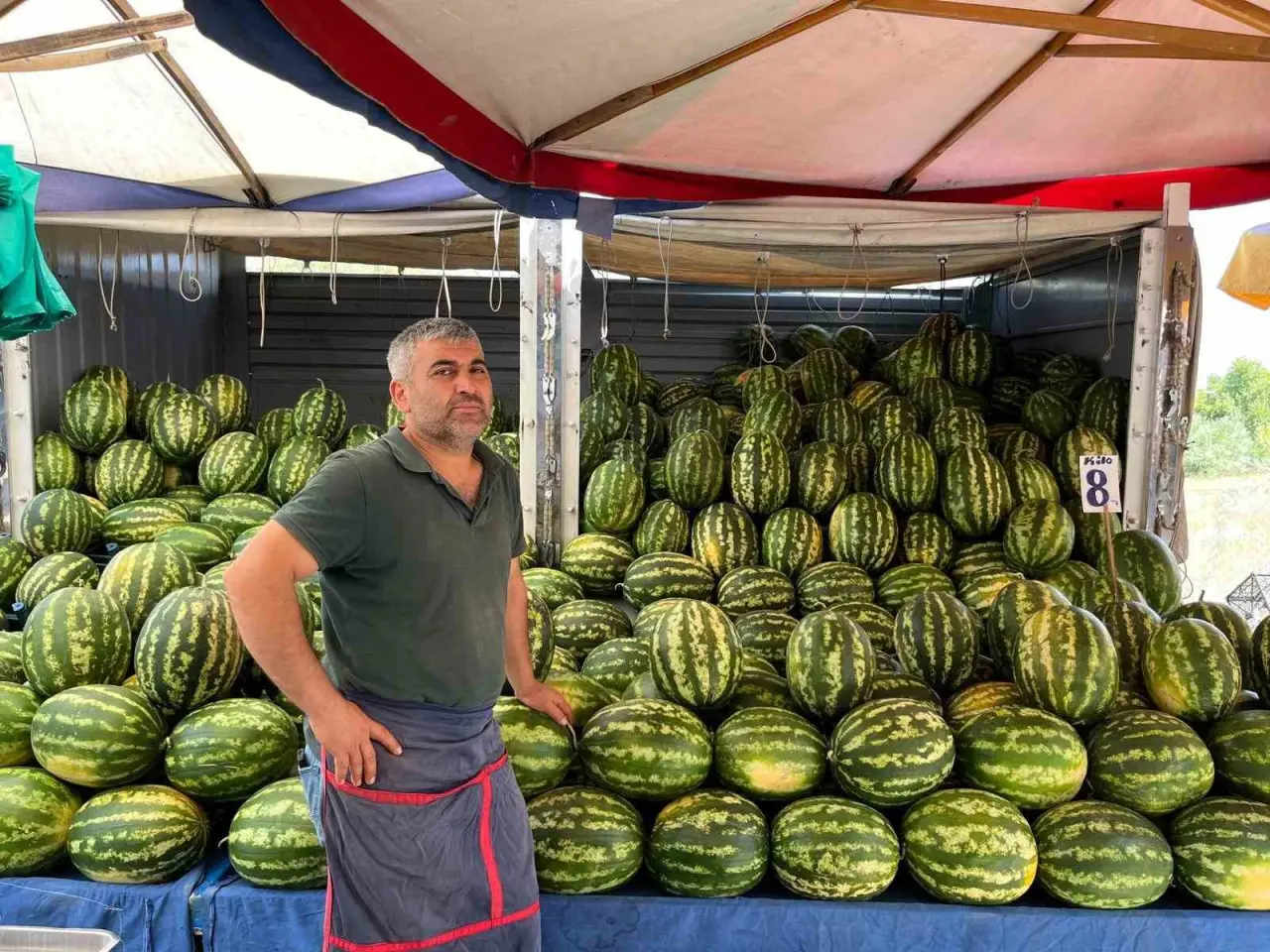 diger-meyvelerden-20-kat-ucuz-olmasina-ragmen-karpuza-umulan-talep-yok