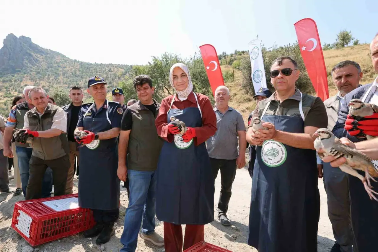 vali-yigitbasi-kenelere-karsi-keklik-timi-gorevde