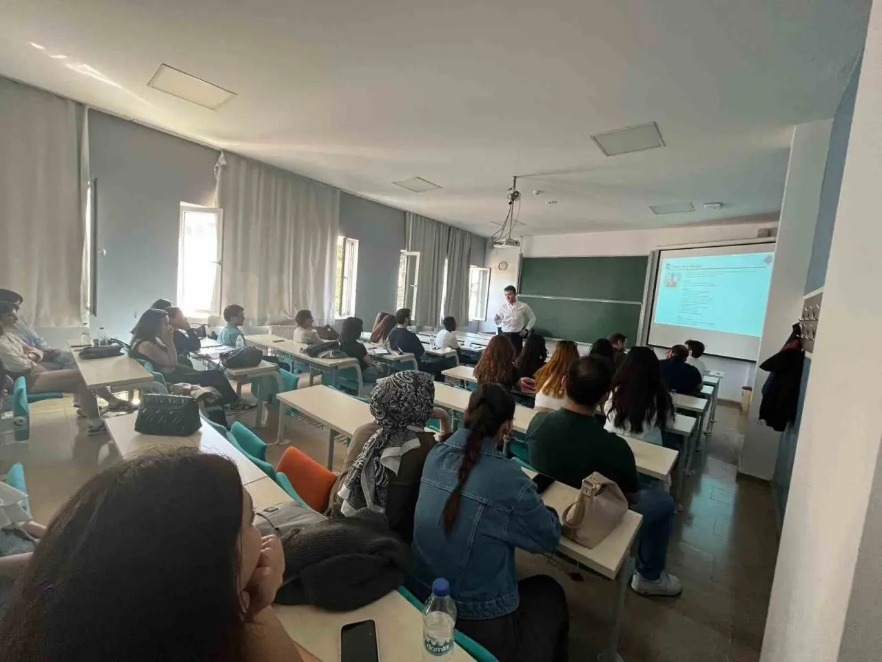 ic-denetim-seminerleri-dersi-iibf-ogrencilerini-sektorle-bulusturdu