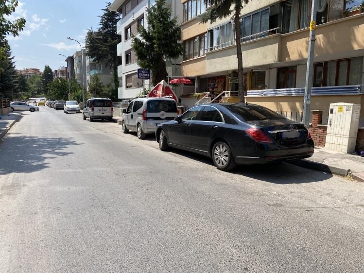 park-yasaktir-tabelasi-bu-sokakta-ise-yaramiyor