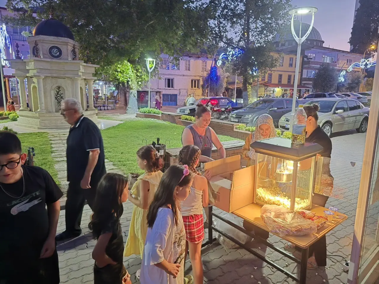 bayirkoyde-acik-hava-sinema-geceleri-devam-ediyor