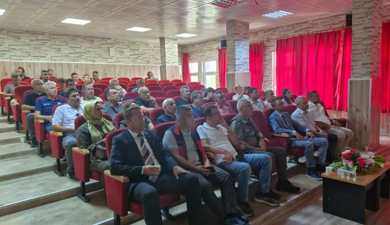 eber-ve-aksehir-gollerine-eylem-planina-yonelik-calismalar-suruyor