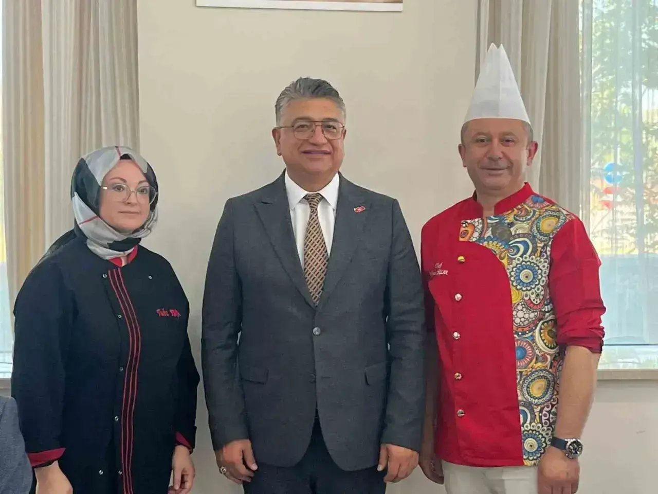 asci-yardimciligi-kursu-mezunlari-tavsanlida-gastronomi-soleni-duzenledi