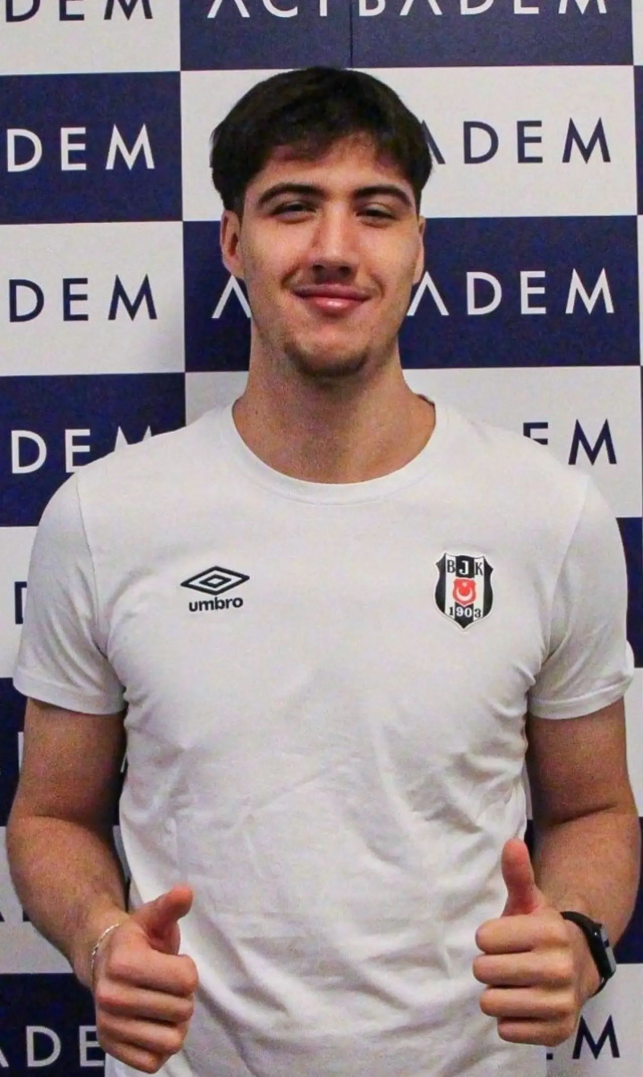 kutahyanin-gururu-emir-ve-eren-besiktas-a-takiminda