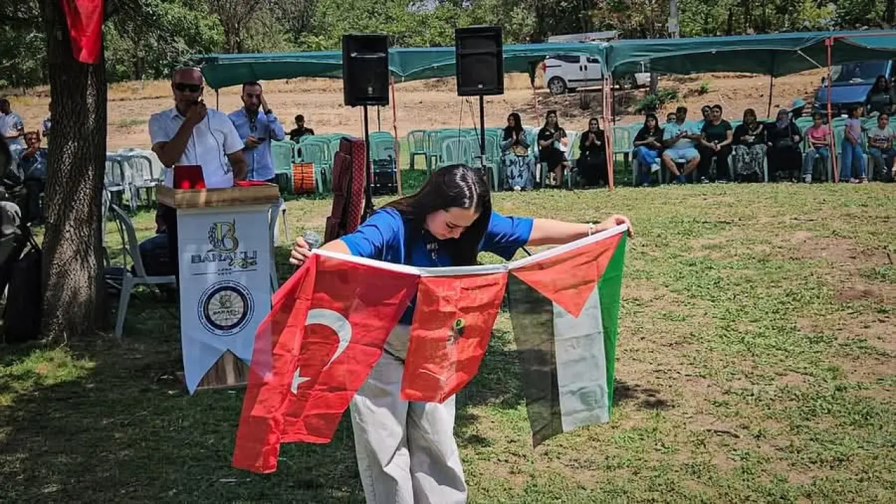 festivalde-en-guzel-kuzu-ve-buzagi-secildi