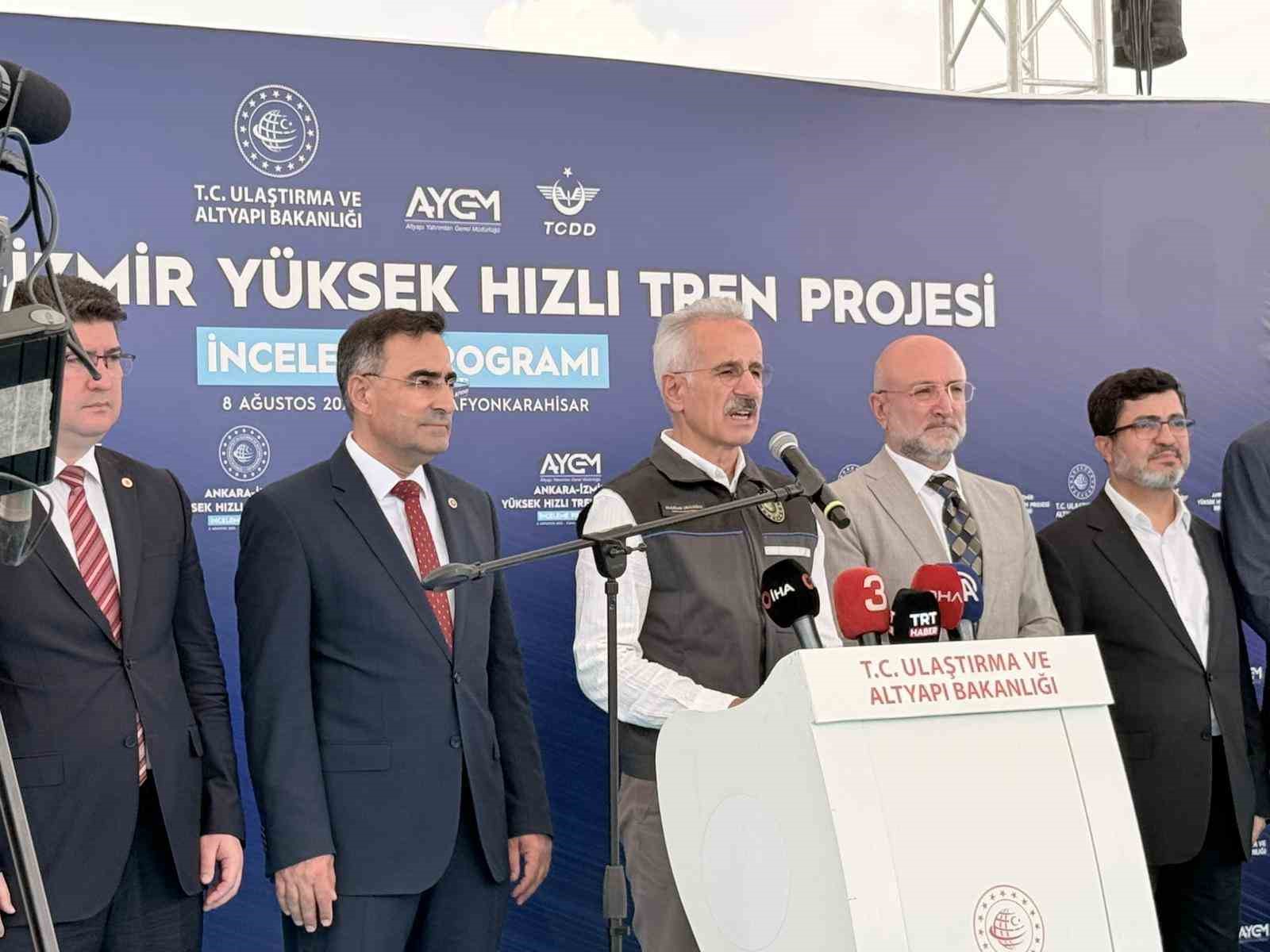 bakan-uraloglu-yaklasik-115-milyon-insanimiz-hizli-tren-konforuna-kavusacak