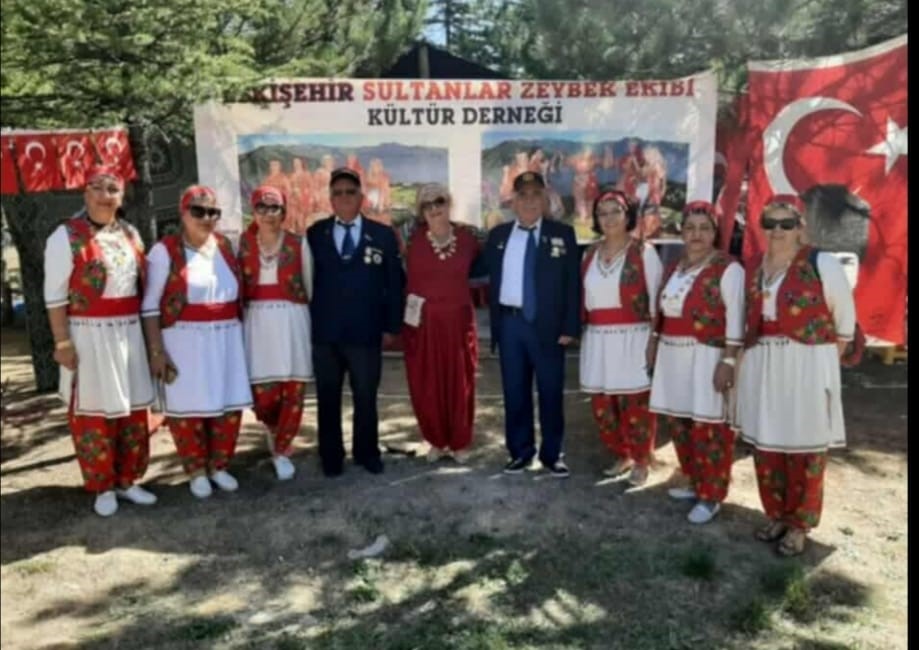 eskisehir-sultanlar-zeybek-kultur-dernegi-baskanligina-levent-tolga-akdeniz-secildi