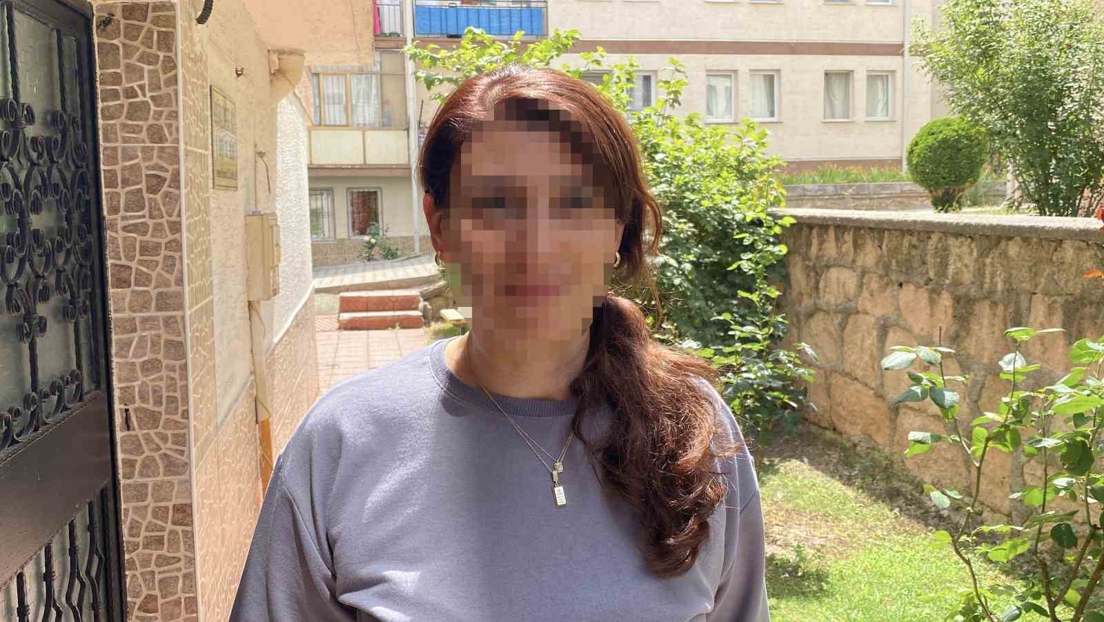 kedinin-balkona-mahkum-edildigi-iddiasi-polisi-harekete-gecirdi
