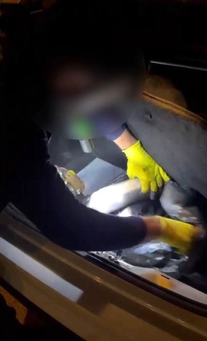 kutahyada-35-kilo-kokain-ele-gecirildi-supheli-2-kisi-tutuklandi